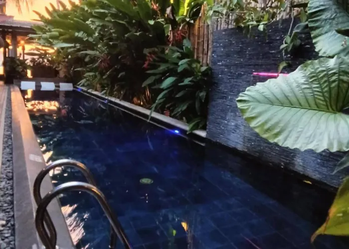 Banig Beach Resort El Nido
